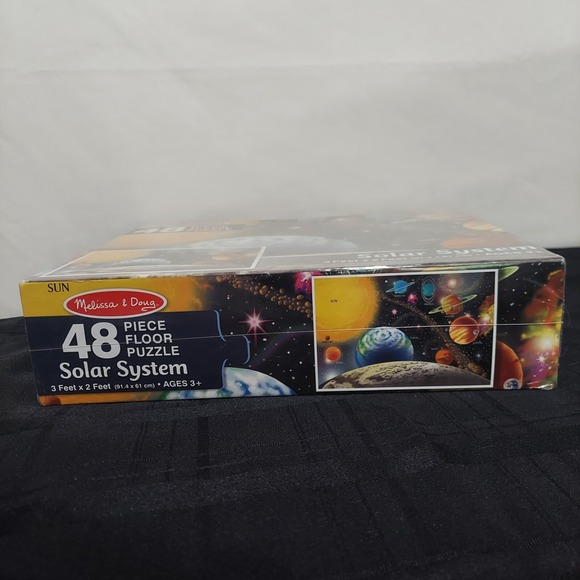 Melissa & Doug Solar System Floor Puzzle 48pcs‎ 2 ft x 3 ft - Picture 2 of 5